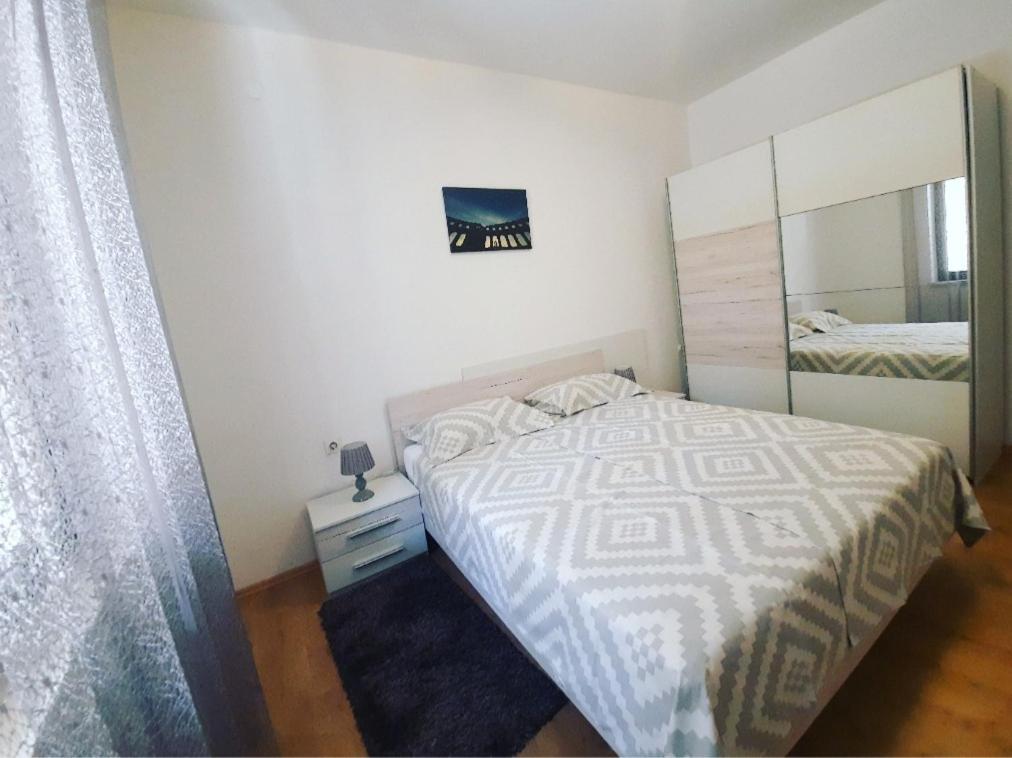 Nena Near The Center With Free Parking Apartma *